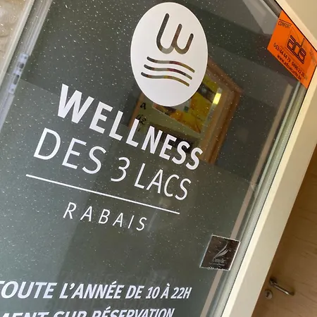 Gite Des 3 Lacs ゲストハウス *